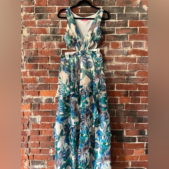 Bought this for my cousin’s wedding, wore it once then never again. - Picture 2 of 2